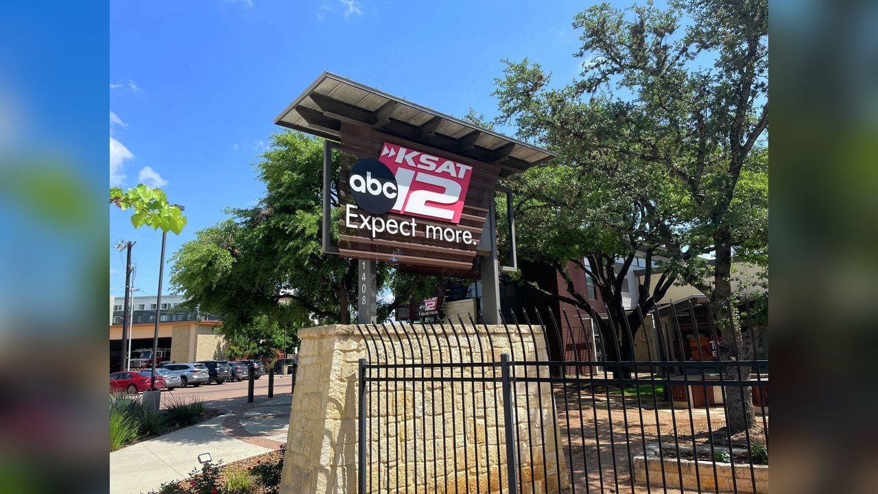 KSAT will launch an anchorless newscast with AI-voiced story teases